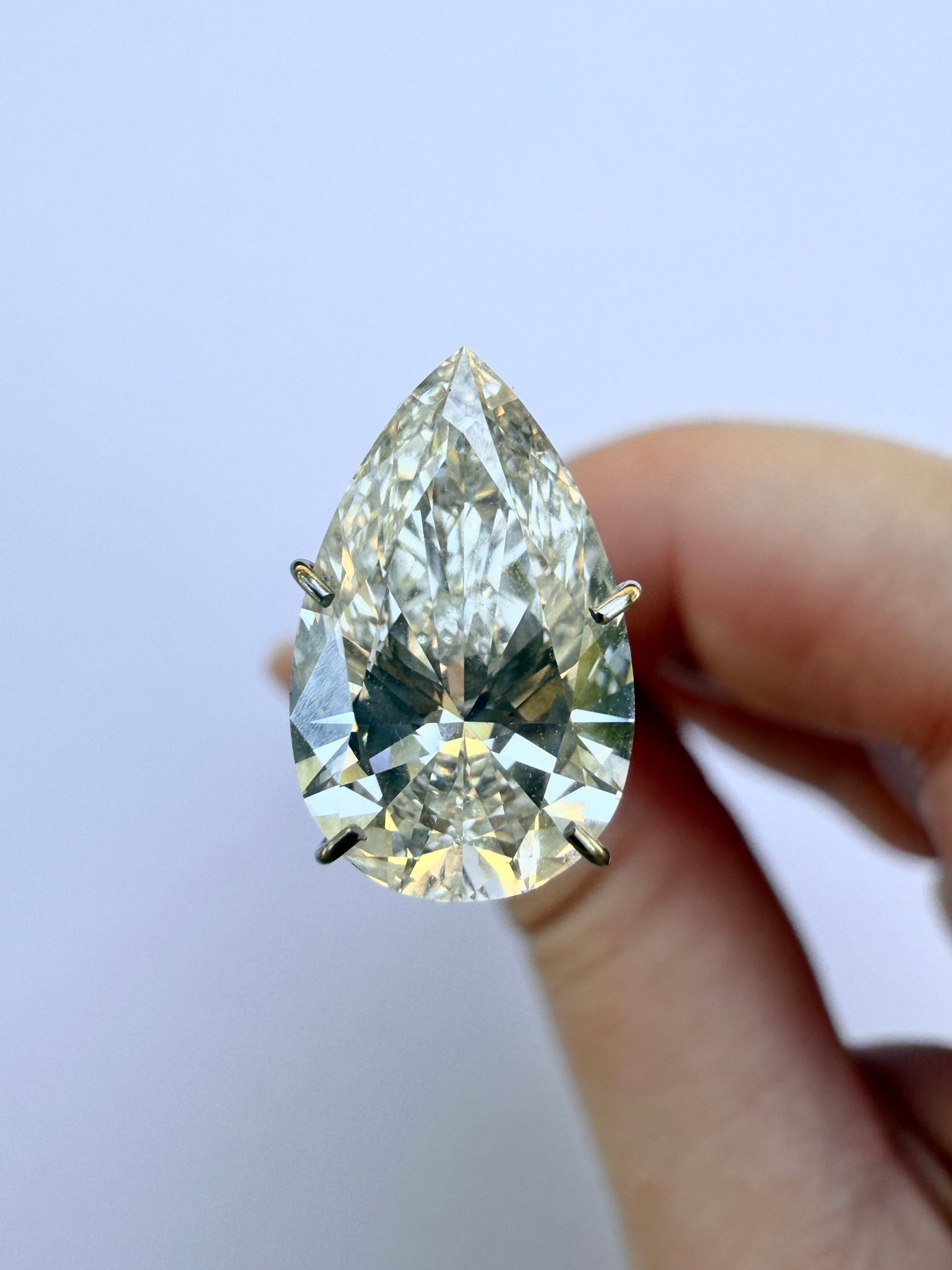 Pear | 3.77ct I VVS2 | IGI Certified