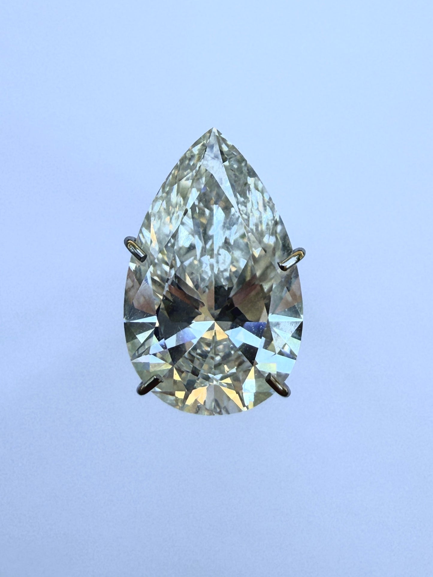 Pear | 3.77ct I VVS2 | IGI Certified