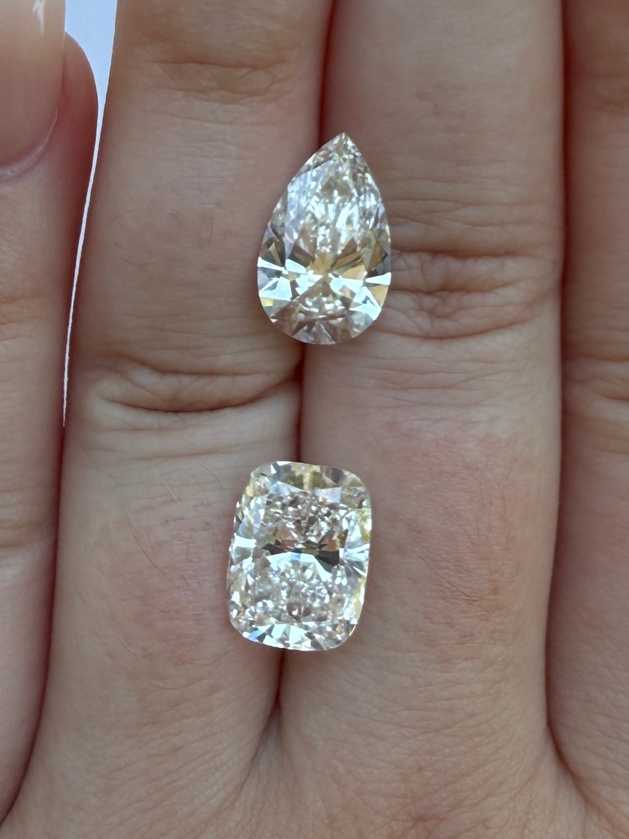 Pear | 3.77ct I VVS2 | IGI Certified